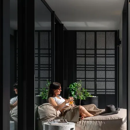 Savoy Insular V By An Island Apartman *