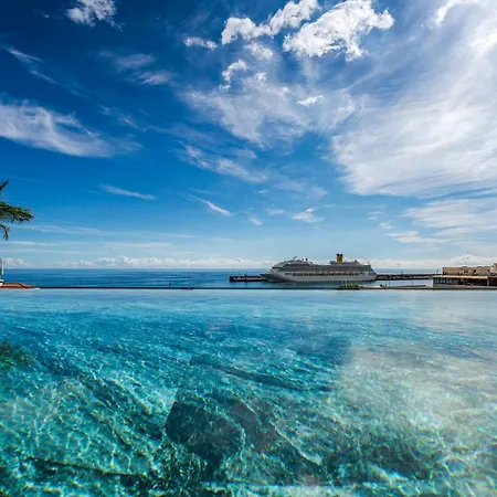 Savoy Insular V By An Island