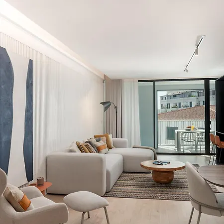 Savoy Insular V By An Island *