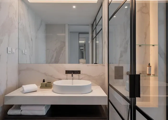 Savoy Insular V By An Island * Funchal (Madeira)