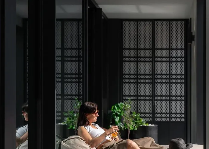 Savoy Insular V By An Island Appartamento *