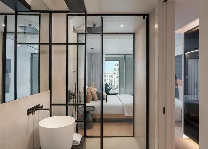 Savoy Insular V By An Island *