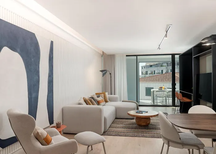 Savoy Insular V By An Island *